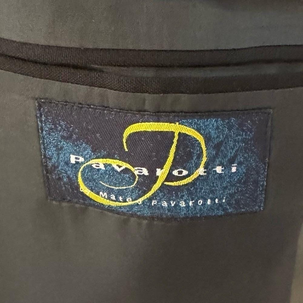 Three Piece Mens Tuxedo with Black Blazer and Trousers - Picture 9 of 17